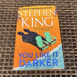 Stephen King 'You Like It Darker' Book